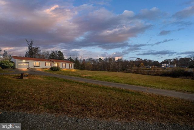 22 LESLIE DR, Stafford, VA 22556