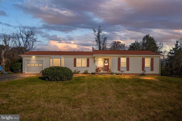 22 LESLIE DR, Stafford, VA 22556