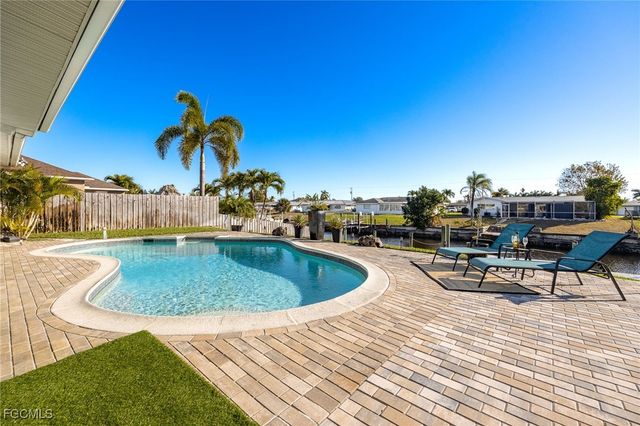 3113 SE 17 PL, Cape Coral, FL 33904