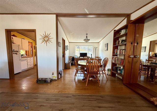 17 Gemini Road, Emigrant, MT 59027