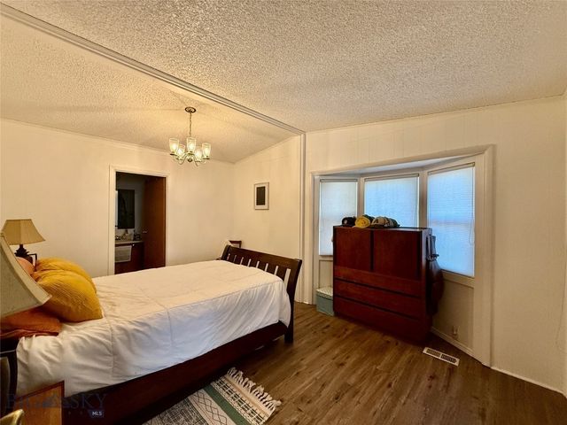 17 Gemini Road, Emigrant, MT 59027