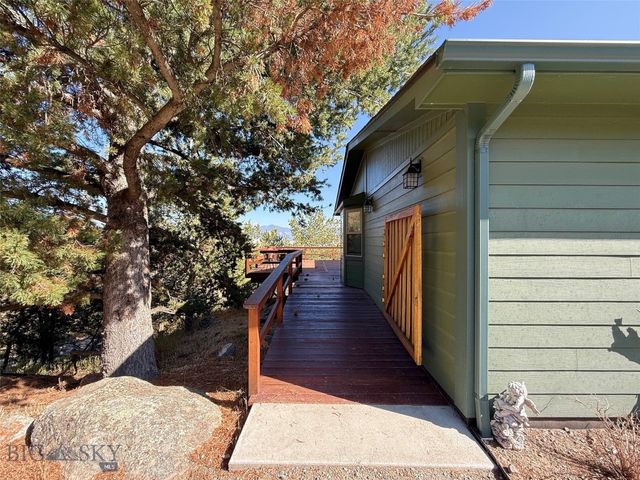 17 Gemini Road, Emigrant, MT 59027