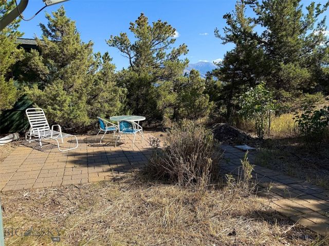 17 Gemini Road, Emigrant, MT 59027