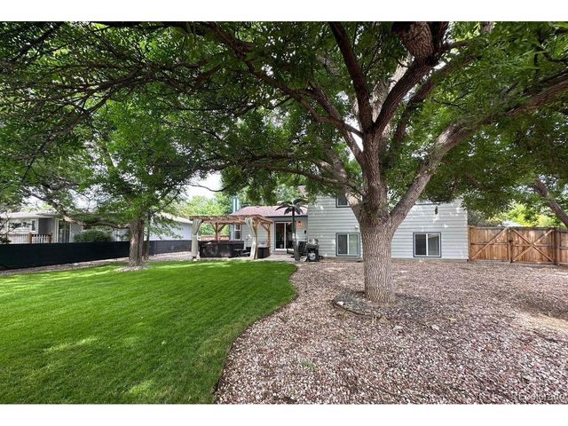 1656 S Gilpin Ave, Loveland, CO 80537