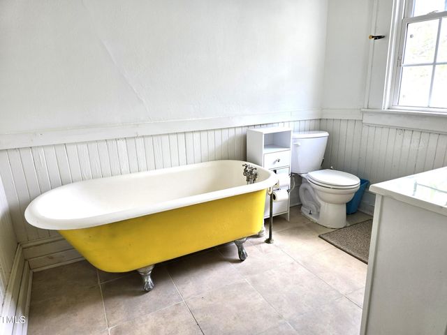 304 N Railroad Street, Elm City, NC 27822