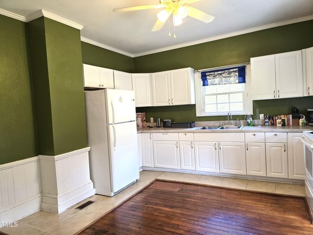 304 N Railroad Street, Elm City, NC 27822