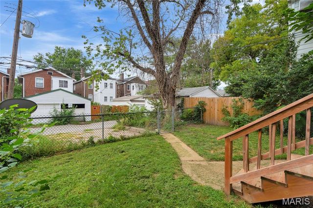 4930 Tholozan Avenue 1-2, St Louis, MO 63109