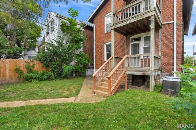 4930 Tholozan Avenue 1-2, St Louis, MO 63109