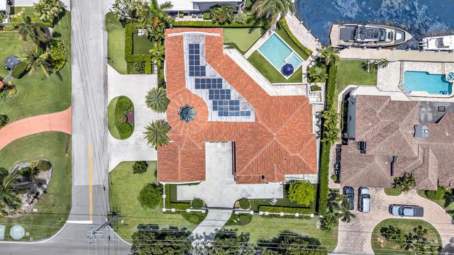 2300 NE 34th Court, Lighthouse Point, FL 33064