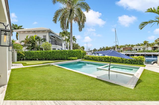 2300 NE 34th Court, Lighthouse Point, FL 33064