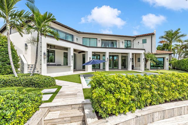 2300 NE 34th Court, Lighthouse Point, FL 33064