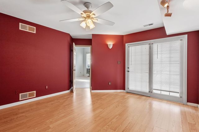 126 Bluegrass Drive, Schererville, IN 46375