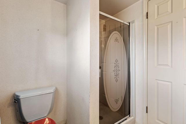 126 Bluegrass Drive, Schererville, IN 46375