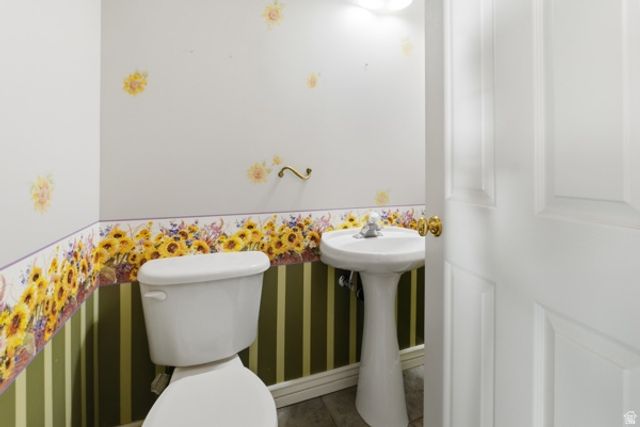 1035 N VALLEY DR, Tremonton, UT 84337