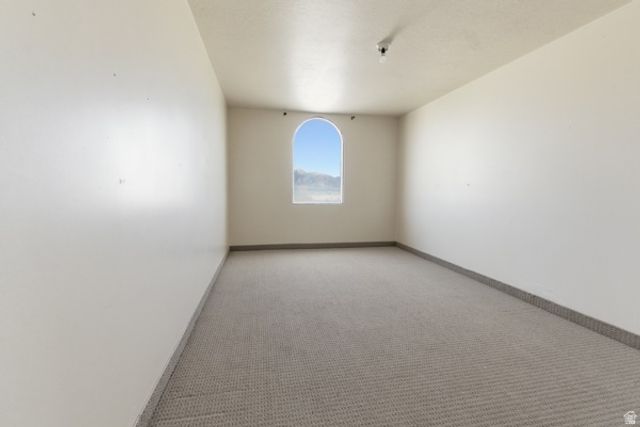 1035 N VALLEY DR, Tremonton, UT 84337