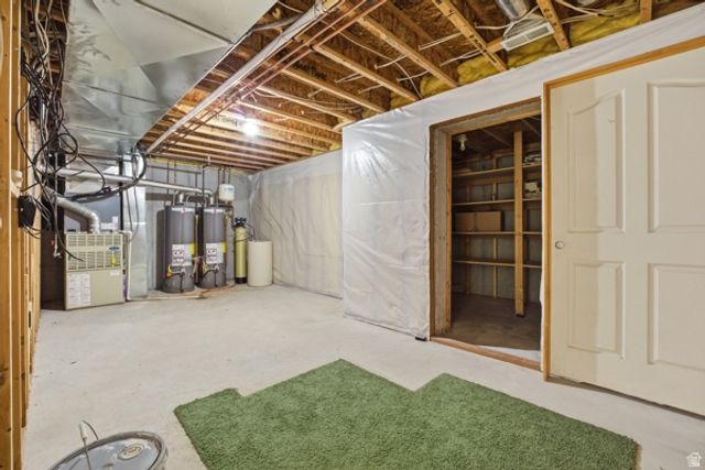 1035 N VALLEY DR, Tremonton, UT 84337