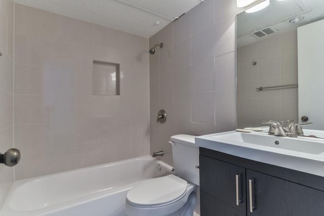 6402 Del Monte Drive 45, Houston, TX 77057