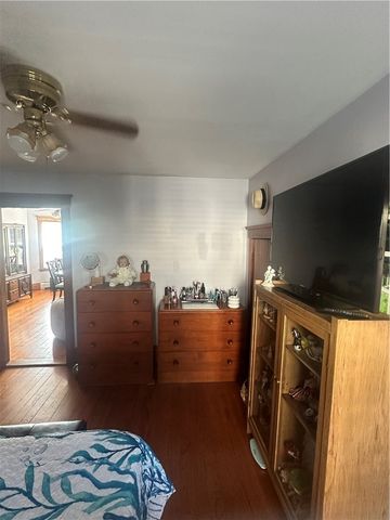 455 child Street 3, Bristol, RI 02885