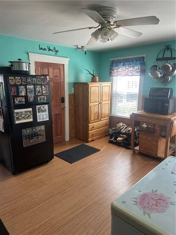 455 child Street 3, Bristol, RI 02885