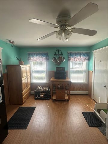 455 child Street 3, Bristol, RI 02885