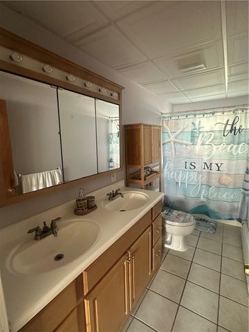 455 child Street 3, Bristol, RI 02885