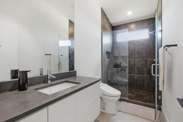 4407 SILVER VALLEY DR, Columbia, MO 65203