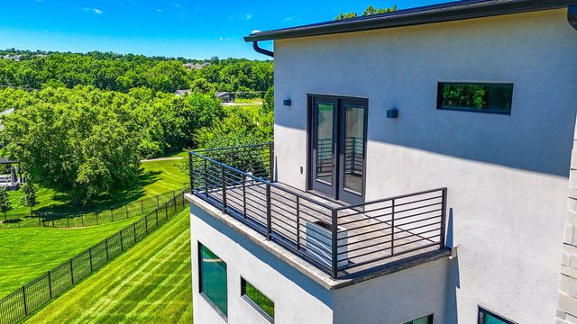 4407 SILVER VALLEY DR, Columbia, MO 65203