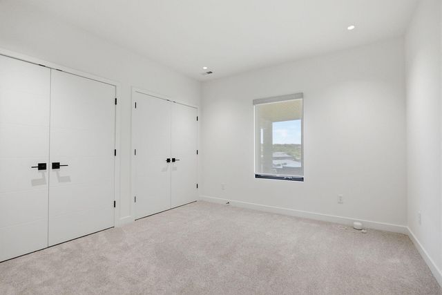 4407 SILVER VALLEY DR, Columbia, MO 65203