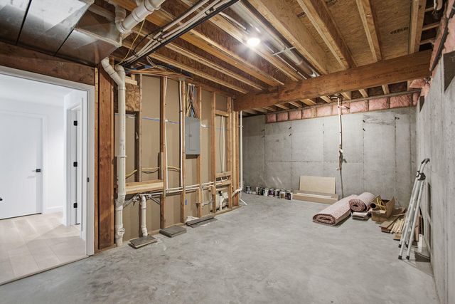 4407 SILVER VALLEY DR, Columbia, MO 65203