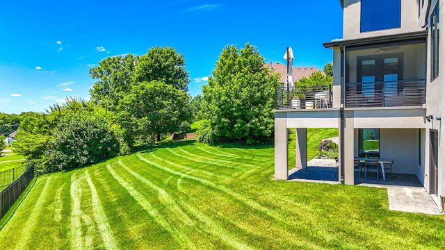 4407 SILVER VALLEY DR, Columbia, MO 65203