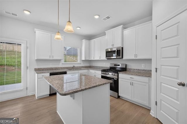 136 Jones Ridge Drive, Dallas, GA 30132
