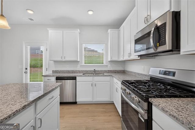 136 Jones Ridge Drive, Dallas, GA 30132