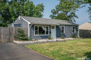 17 Audette Drive, Wallingford, CT 06492
