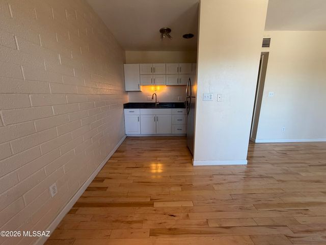 835 N 6Th Avenue, Tucson, AZ 85705