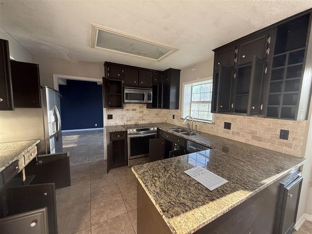 441 W Park Manor Dr Drive, Lake Charles, LA 70611