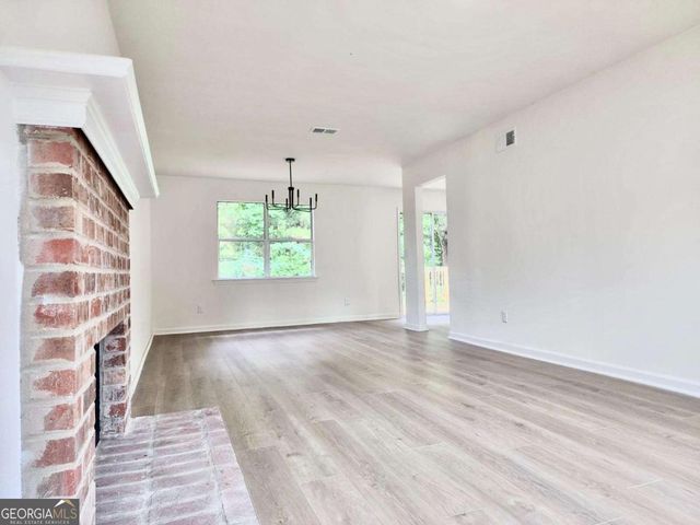 118 Jade Lane, Dallas, GA 30132