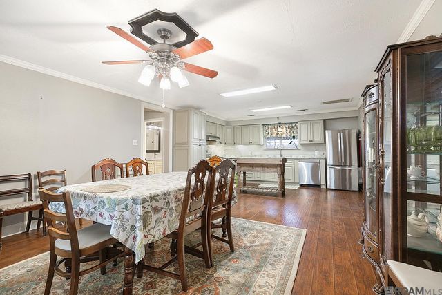 11028 Hooper Rd, Baton Rouge, LA 70818