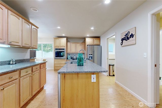 956 SE Garrison Drive, College Place, WA 99324