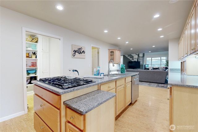 956 SE Garrison Drive, College Place, WA 99324