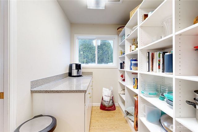 956 SE Garrison Drive, College Place, WA 99324