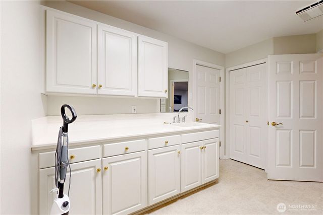 956 SE Garrison Drive, College Place, WA 99324