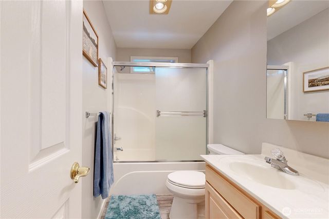 956 SE Garrison Drive, College Place, WA 99324