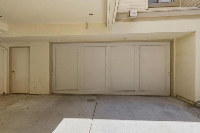 979 La Mesa Terrace Apt D, Sunnyvale, CA 94086