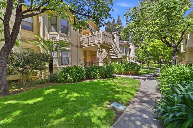 979 La Mesa Terrace Apt D, Sunnyvale, CA 94086