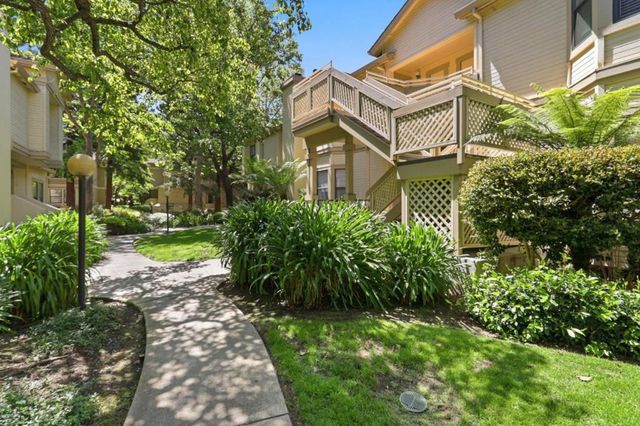 979 La Mesa Terrace Apt D, Sunnyvale, CA 94086