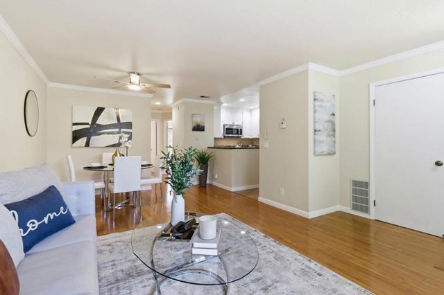 979 La Mesa Terrace Apt D, Sunnyvale, CA 94086
