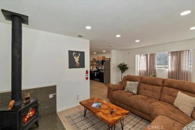 569 Lakewood, Big Bear Lake, CA 92315