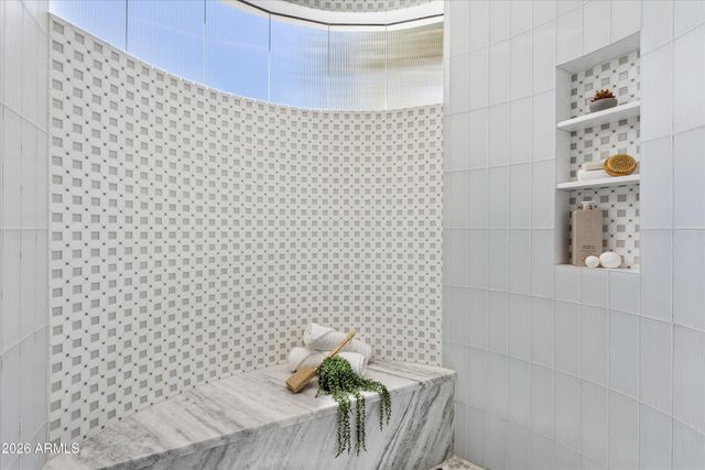 6001 E NAUMANN Drive, Paradise Valley, AZ 85253