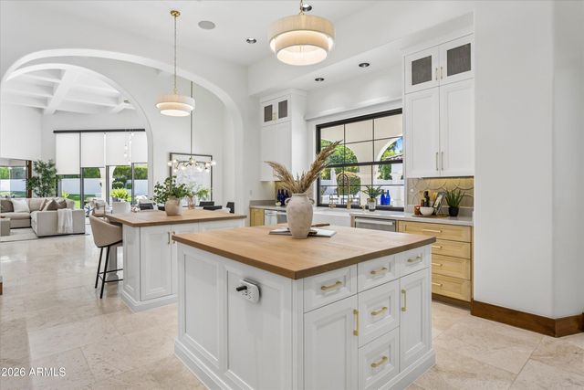 6001 E NAUMANN Drive, Paradise Valley, AZ 85253