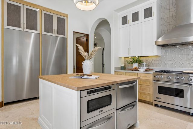 6001 E NAUMANN Drive, Paradise Valley, AZ 85253